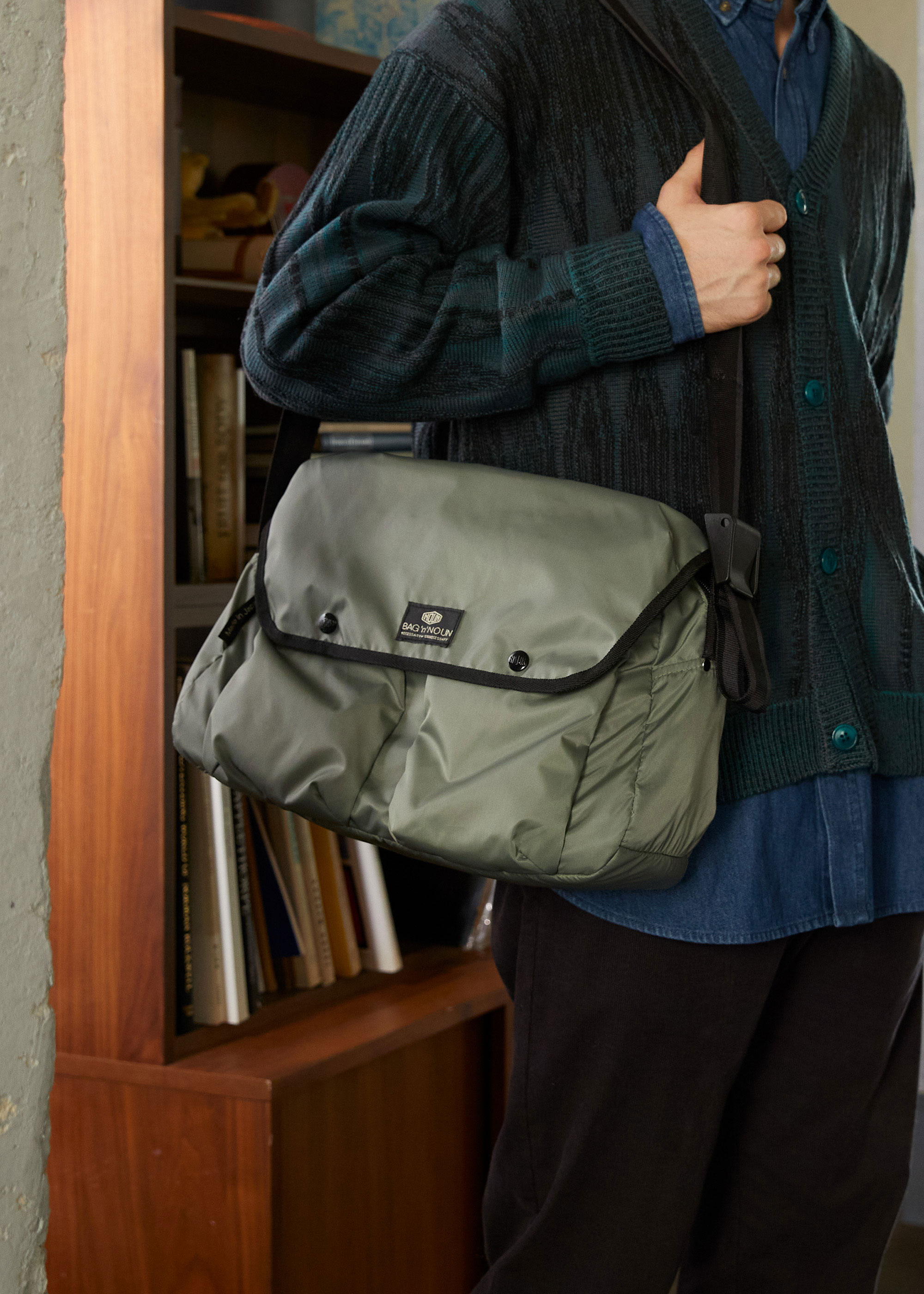 バッグンナウン