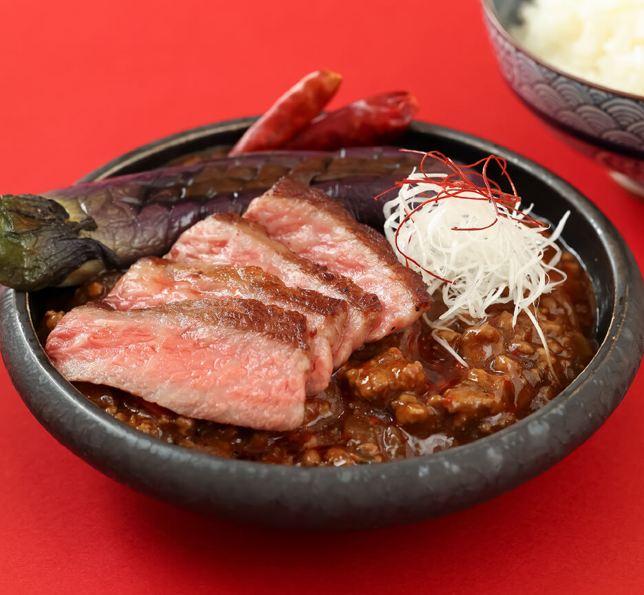 麻婆茄子と和牛ステーキ（正面）