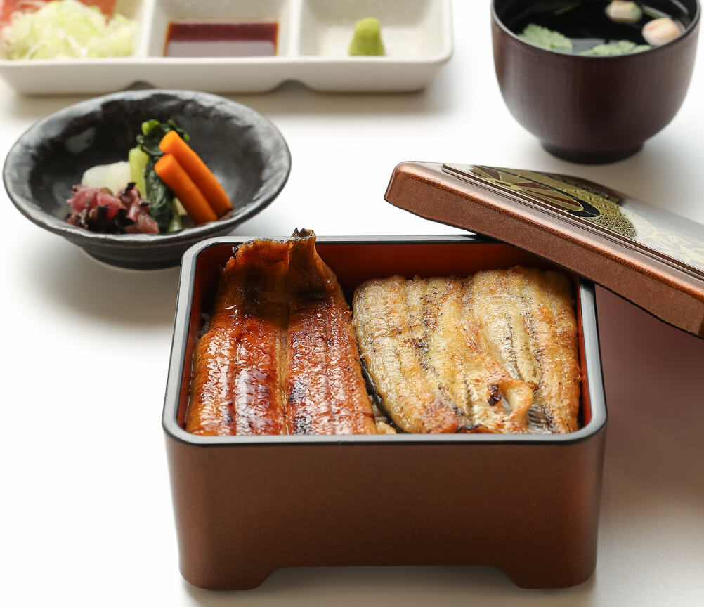 紅白うな重（正面）